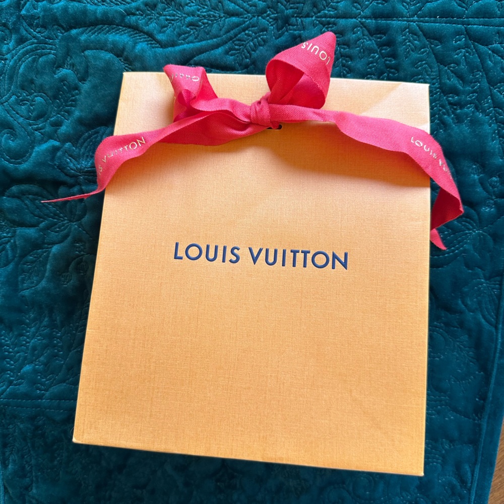 Authentic Louis Vuitton paper bag with ribbon